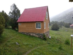 12 Chatka vo Vertikale