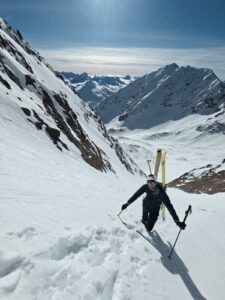 7bfdd8b1-b481-4c28-824c-c7553da6c77b